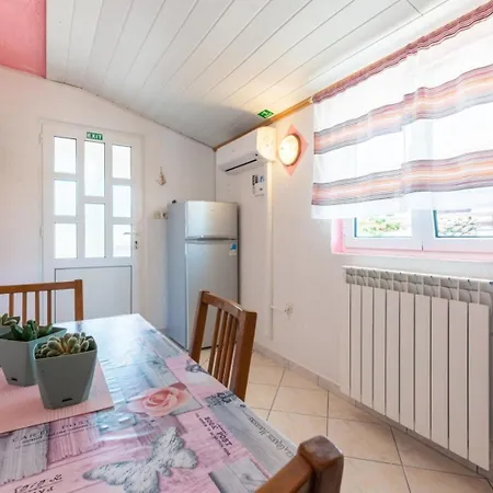 Apartament By The Sea Supetarska Draga - Gonar, Rab - 24851 Rab Town