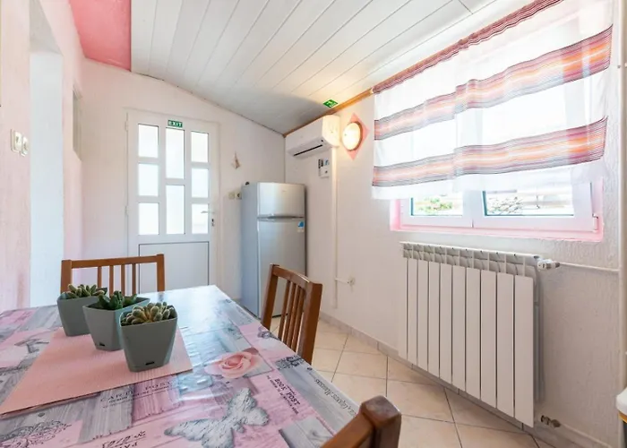 Apartamento By The Sea Supetarska Draga - Gonar, Rab - 24851 Rab Town